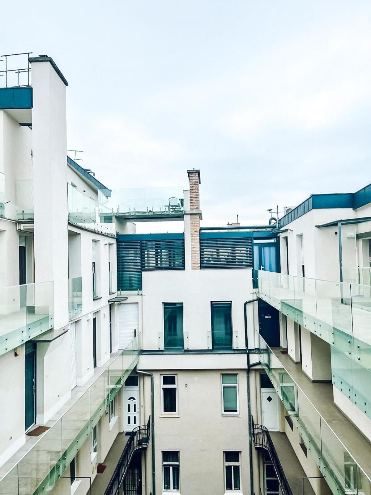 Karinflats-love Apartment *